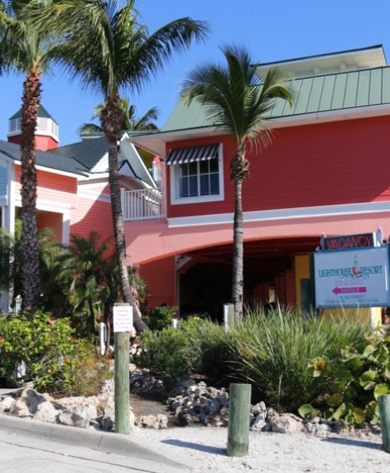 Escape from Miami to Fort Myers for an Unforgettable Experience - Lighthouse Resort Inn and Suites