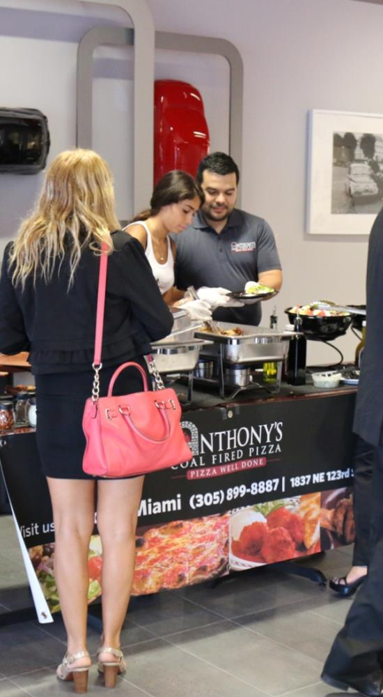 2017 Fiat 124 Spider in North Miami Dealer, Antonys Coal Fired Pizza