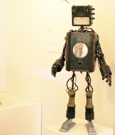 Mike Rivamonte Robot
